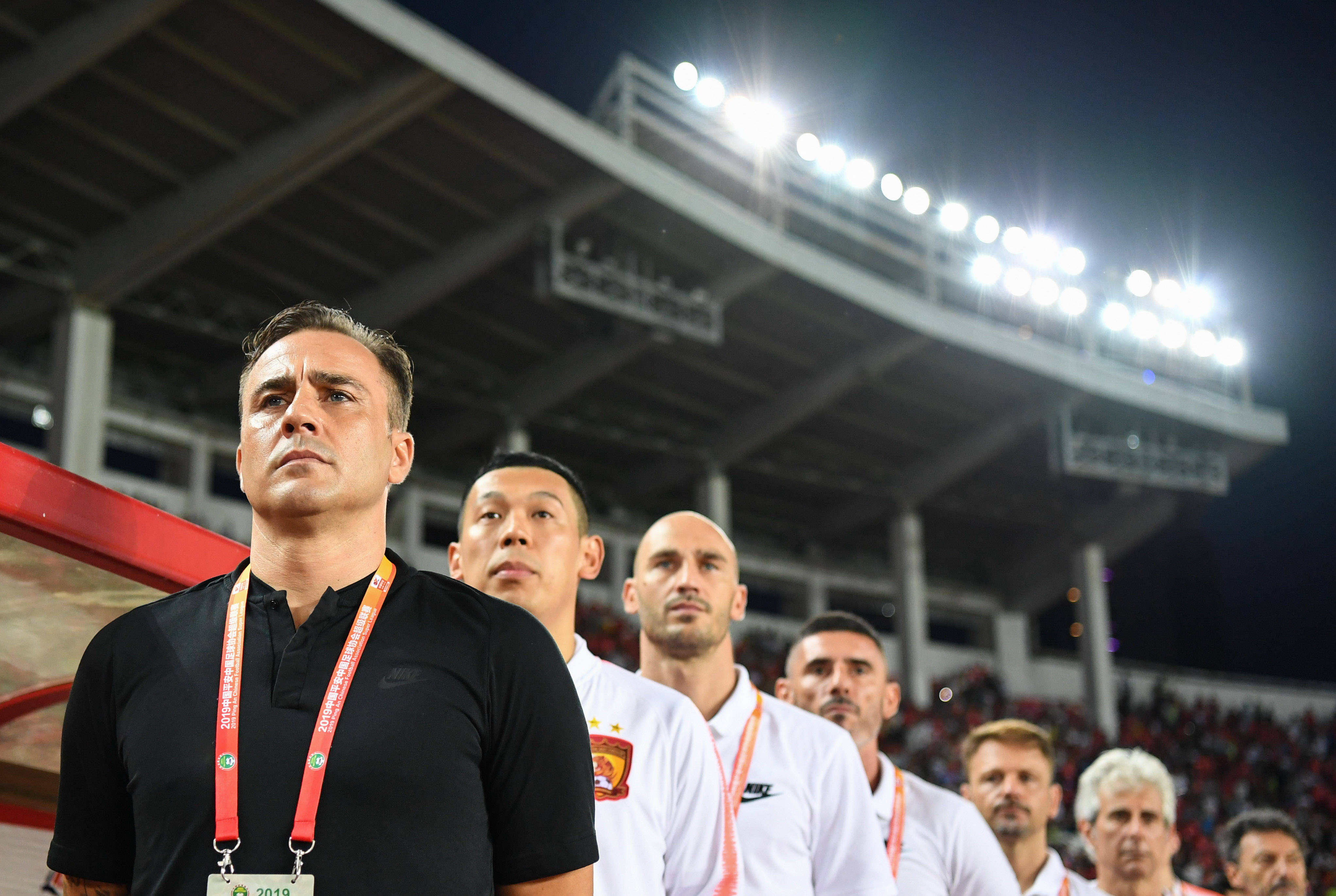 开云官网-亚冠今夜再迎强敌；上海申花门线救险；主帅态度——引发热议；控场能力受关注的简单介绍